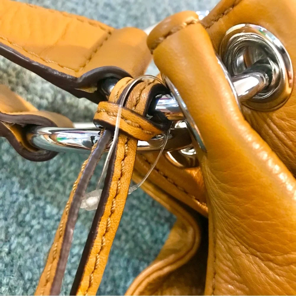 Micheal Kors Vintage Genuine Leather Shoulder Bag Mustard Yellow/Silver Hardware - Picture 11 of 14